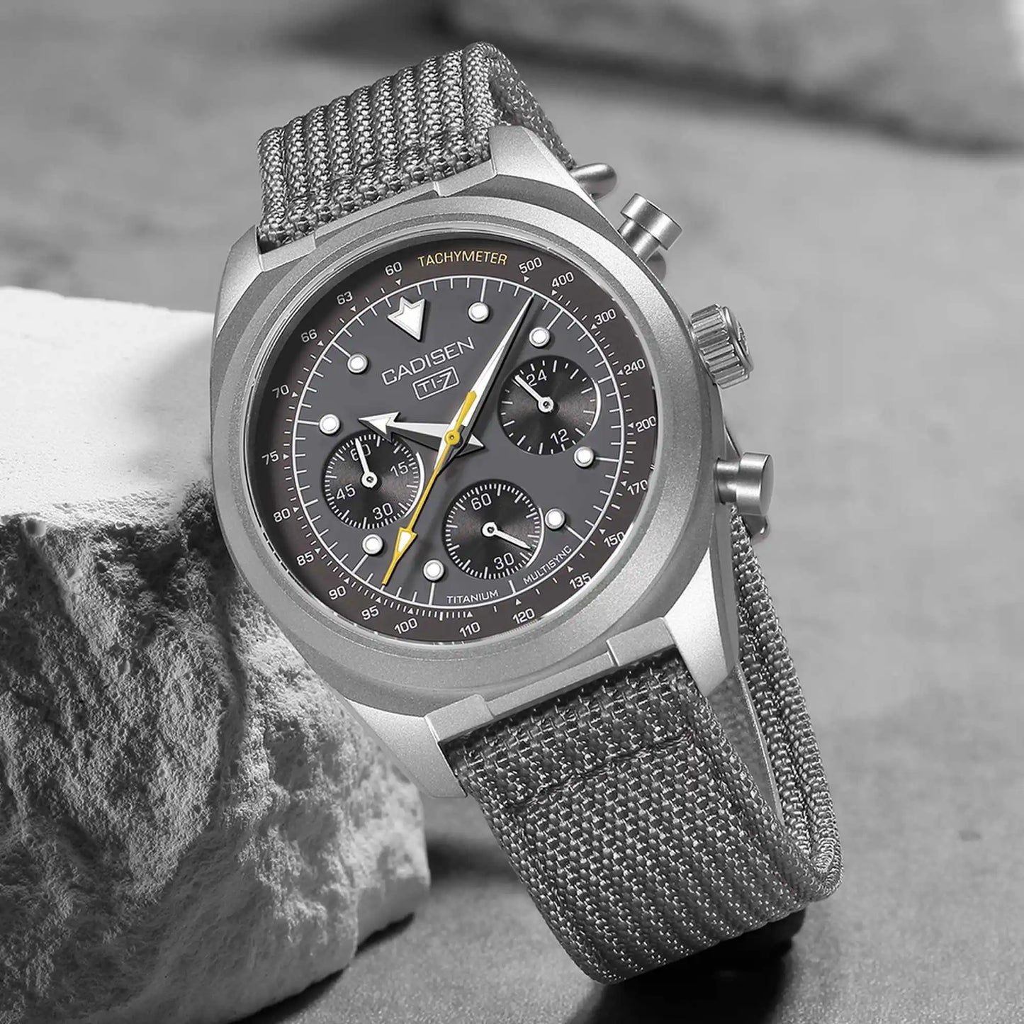 Luxury Quartz Chronograph Watch – Sapphire Crystal, 10 Bar
