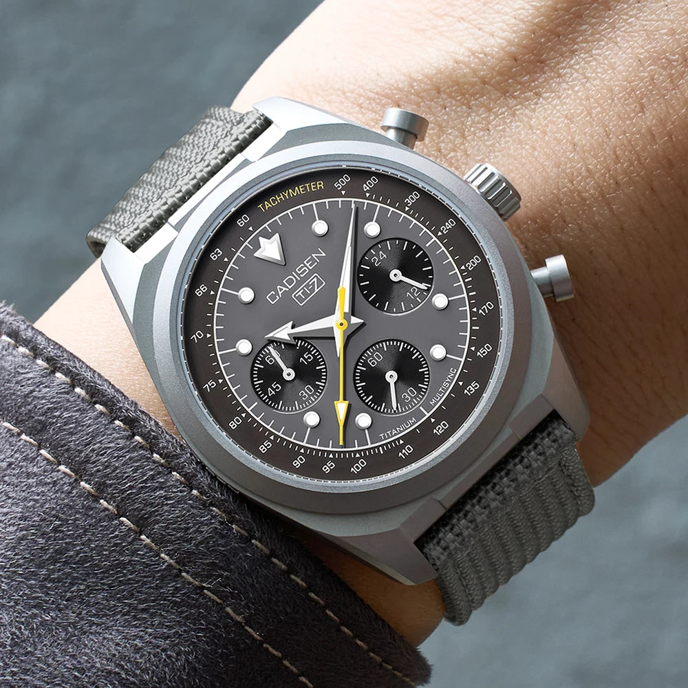 Luxury Quartz Chronograph Watch – Sapphire Crystal, 10 Bar