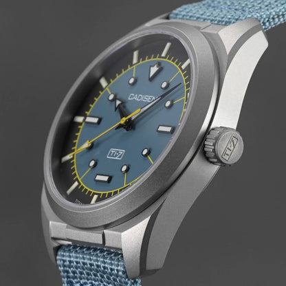 Titanium Automatic Dive Watch – Sapphire Crystal & Lume